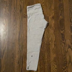 Lululemon Cropped Leggings